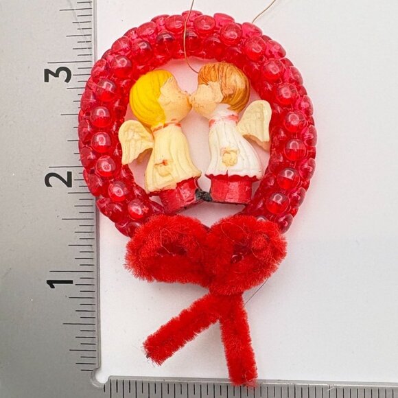 Vintage Kissing Angels Christmas Tree Ornament Red Beaded Handmade - Picture 3 of 6
